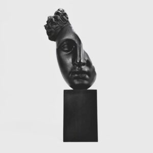 Alternative view of ESCULTURA ALEXANDER P