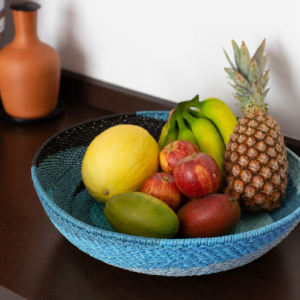 Alternative view of Fruteira Artesanal Azul em Corda