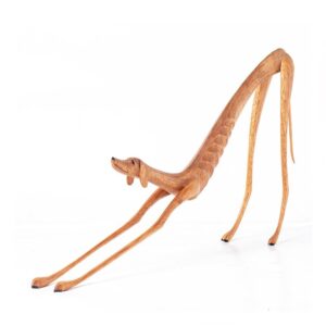 Alternative view of Escultura Cachorro de Madeira