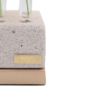 Alternative view of VASO CONCRETO 9 TUBINHOS BASE DOURADA