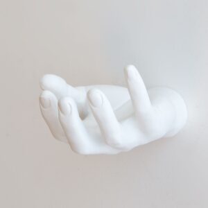 Alternative view of ESCULTURA MÃO DE PAREDE