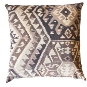 ALMOFADA SUEDE ESTAMPADA MARROM