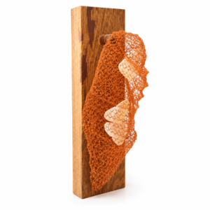ESCULTURA METAMORFOSE FOLHA