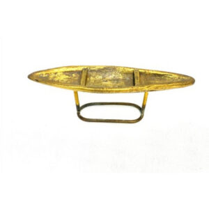 Alternative view of Escultura canoa ferro