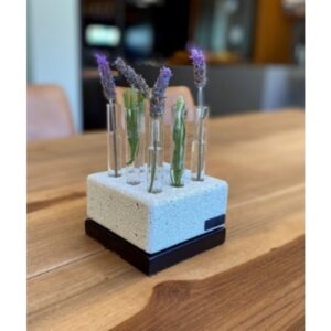VASO CONCRETO 9 TUBINHOS BASE PRETA
