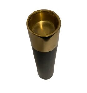 Alternative view of Castiçal preto com detalhe dourado