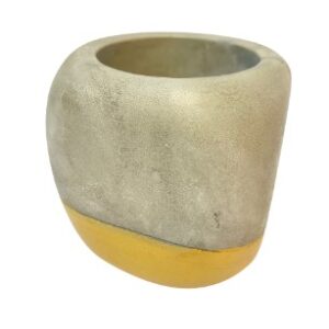 Alternative view of CACHEPOT EM CIMENTO E DOURADO