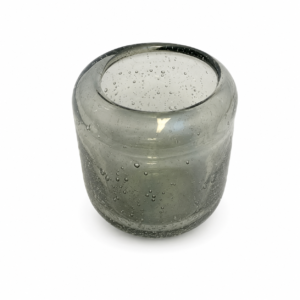 Alternative view of VASO DE VIDRO CINZA