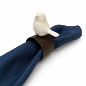 Alternative view of ANEL P/ GUARDANAPO PASSÁRO BRANCO DE PORCELANA