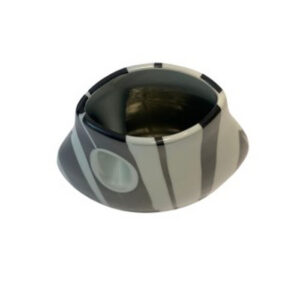Alternative view of VASO PRETO E BRANCO P